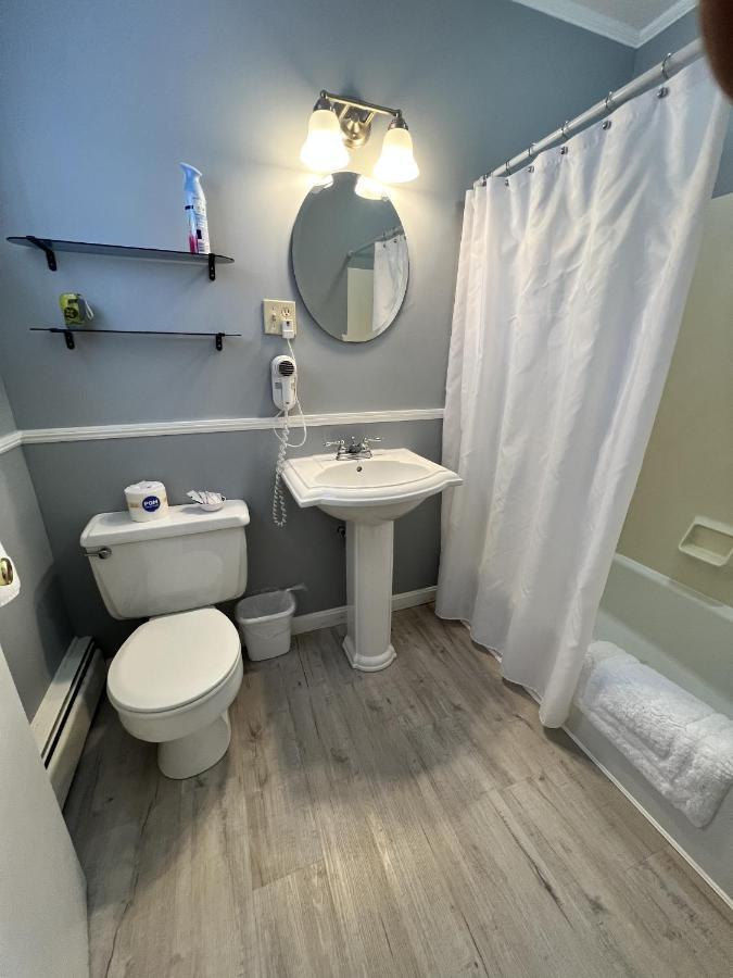 Alamoosook Lakeside Inn Orland Εξωτερικό φωτογραφία