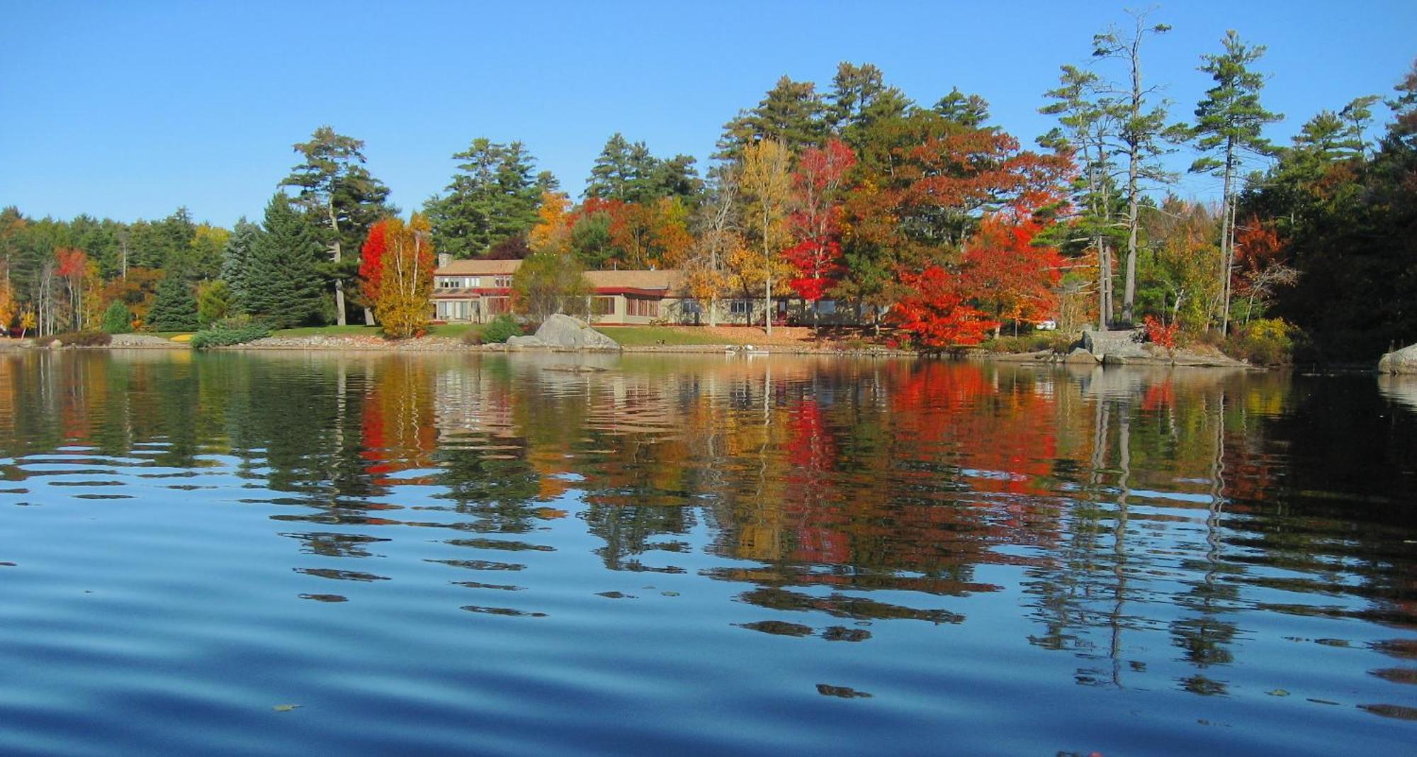 Alamoosook Lakeside Inn Orland Εξωτερικό φωτογραφία